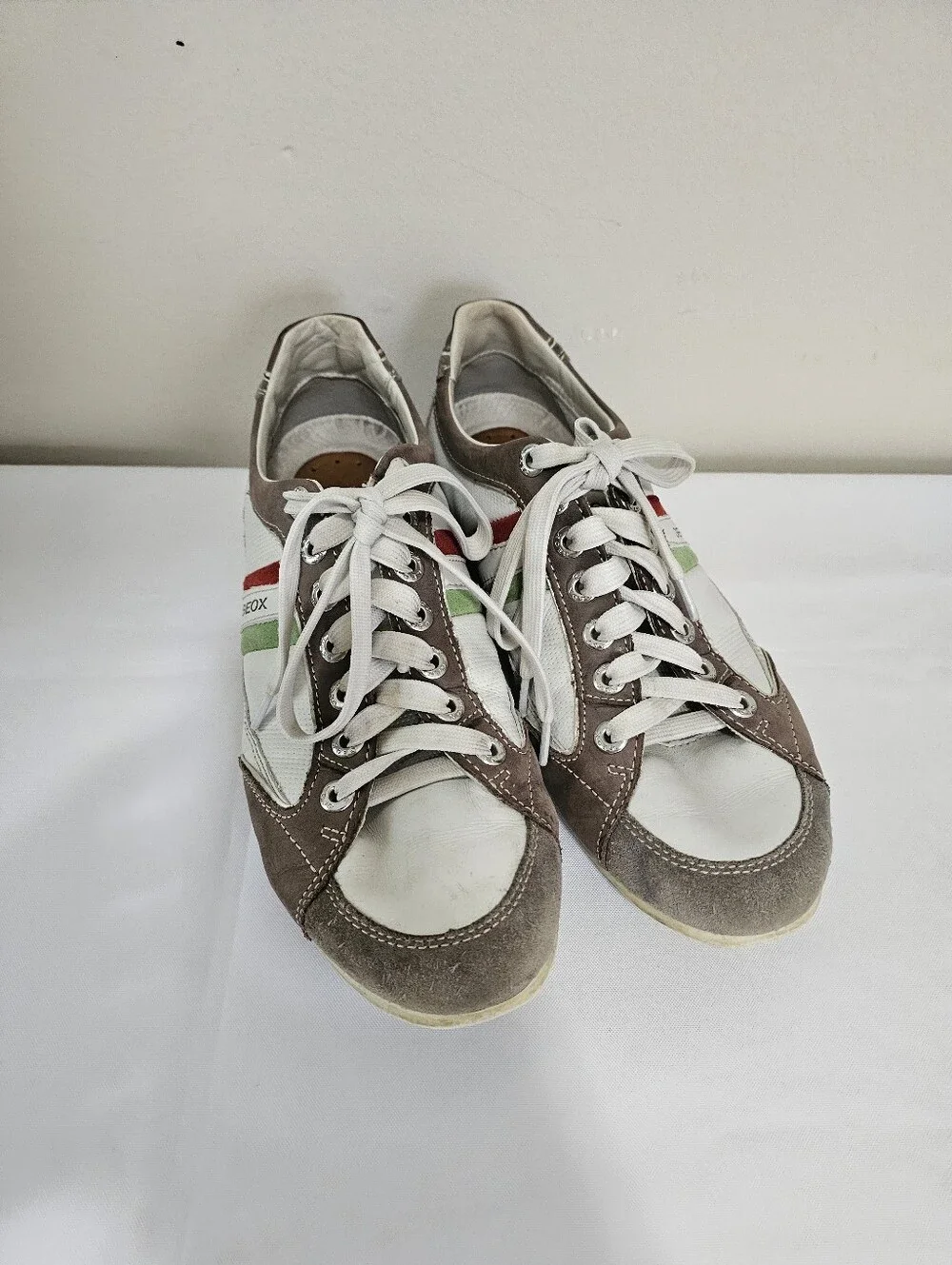 Geox Men’s White Sneakers with Brown, Red & Green Accents